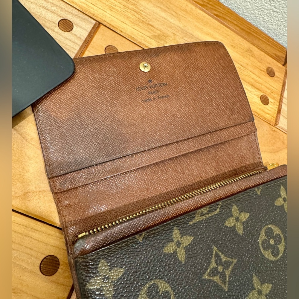 Louis Vuitton Monogram Porte-Monnaie Tresor Wallet - Picture 6 of 8
